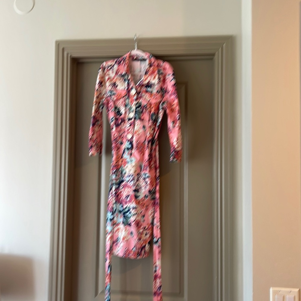 Tie around waist